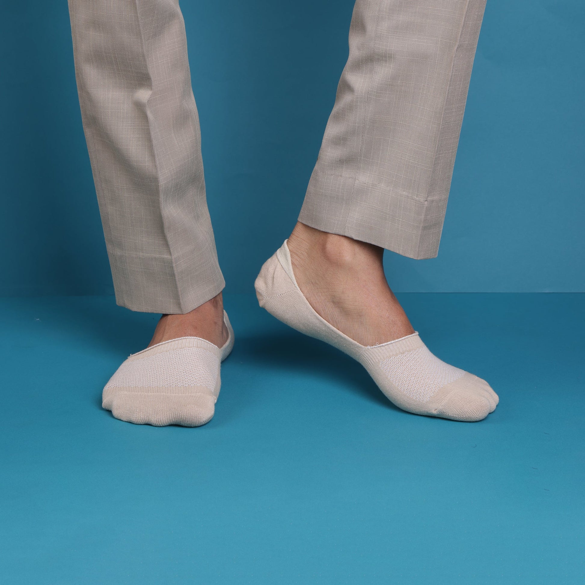 NO-SLIP LOAFER- CREAM