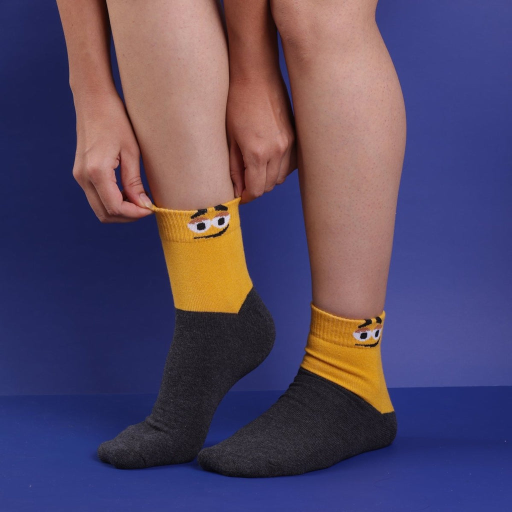 Wacky Gaze: Your Feet's Best Expression - Sockscarving - Feel The Comfort
