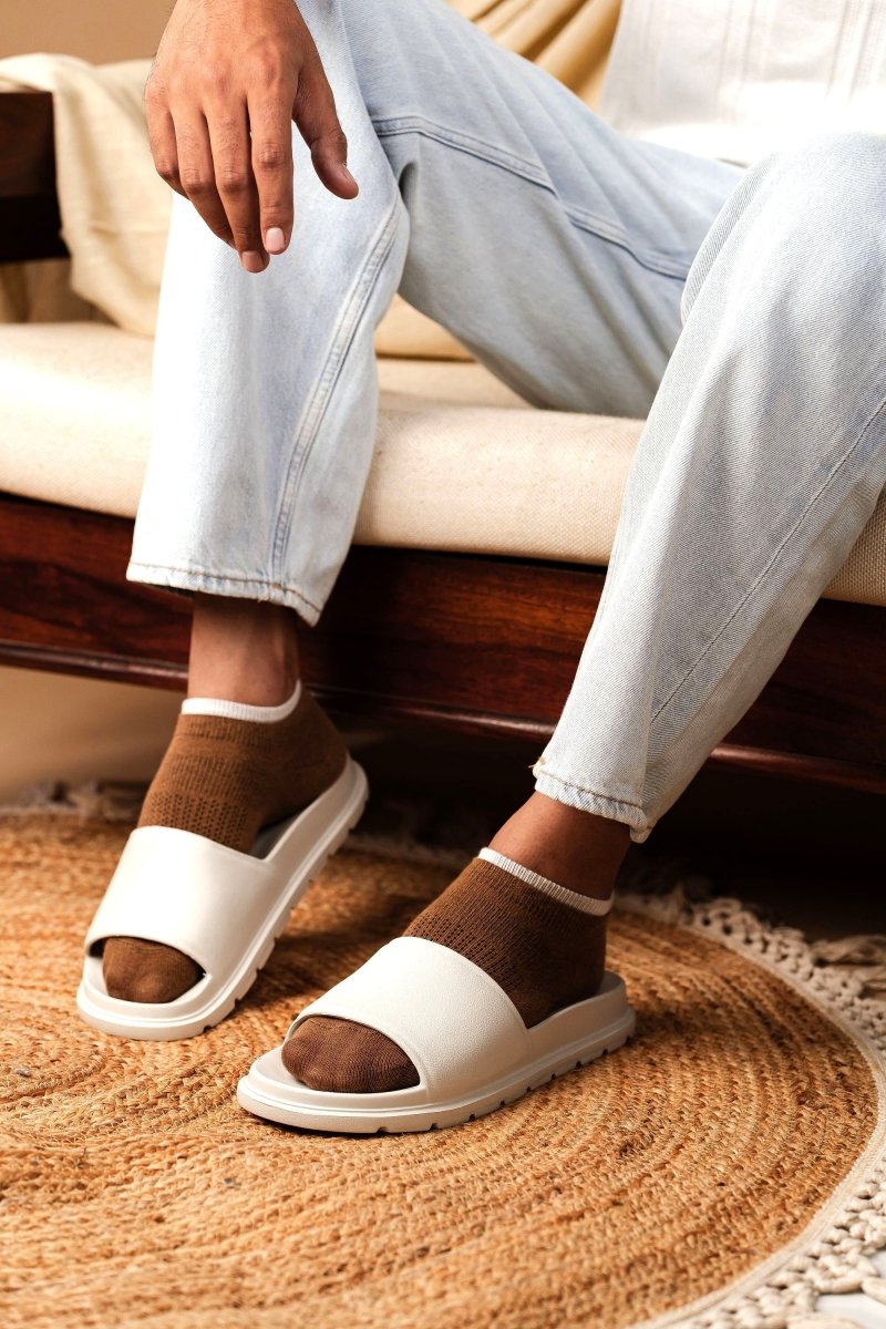 BROWN - ADDY EDITION - Sockscarving - Feel The Comfort
