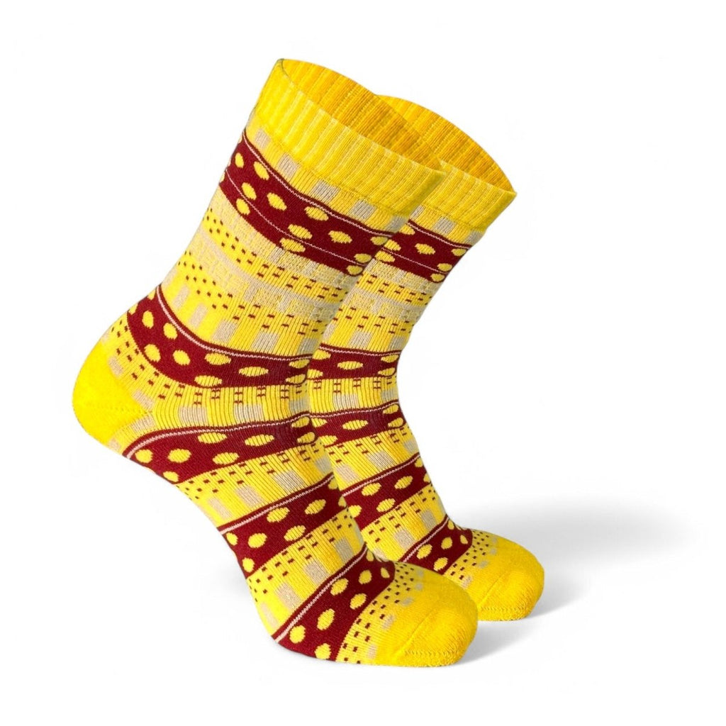 Festive Fusion - Yellow - Sockscarving - Feel The Comfort