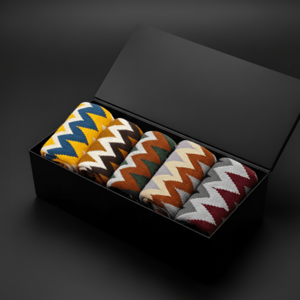 Winter Chevron: Vibrant Warmth - Sockscarving - Feel The Comfort