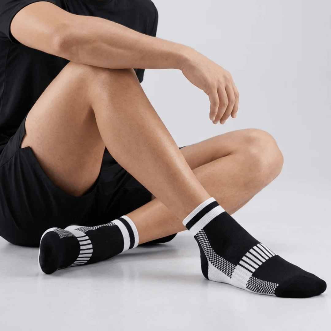 '-Airofit Cushioned Ankle Socks-Black/white-