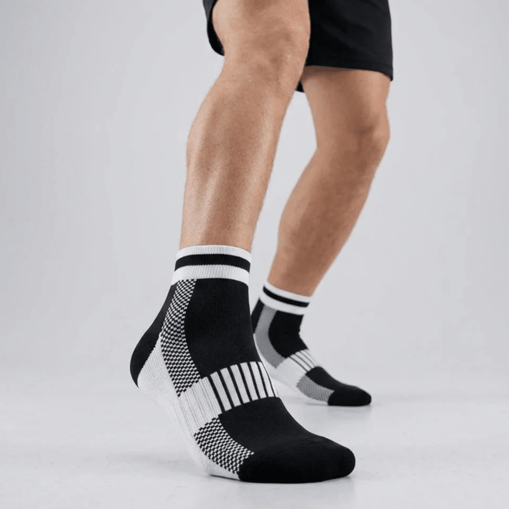 '-Airofit Cushioned Ankle Socks-Black/white-