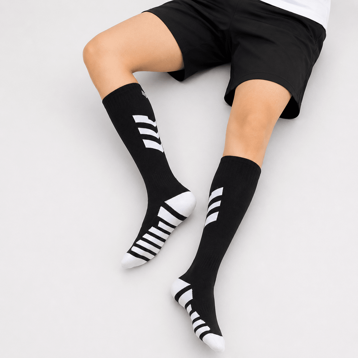 '-Goal Grabbers Socks - Black-