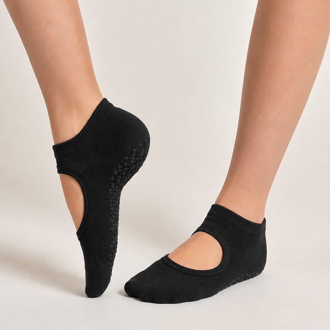 '-Women's Yoga/Pilates Studio Socks- Black-