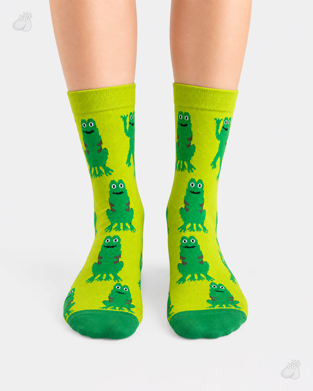 Frog Socks Sockscarving- Rainy Days Edition