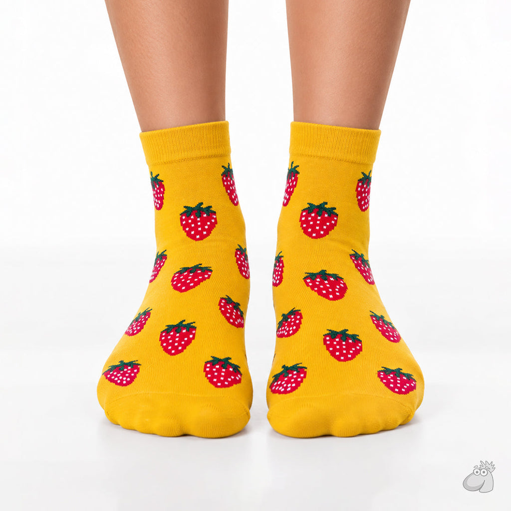 Strawberry - Bunch edition Ultra Light Designer Ankle Sock