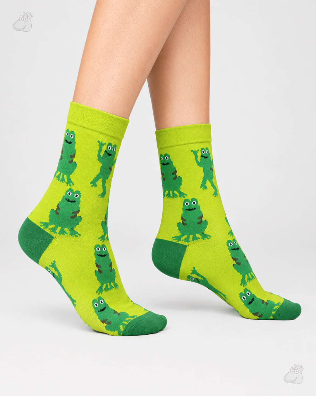 Frog Socks Sockscarving- Rainy Days Edition